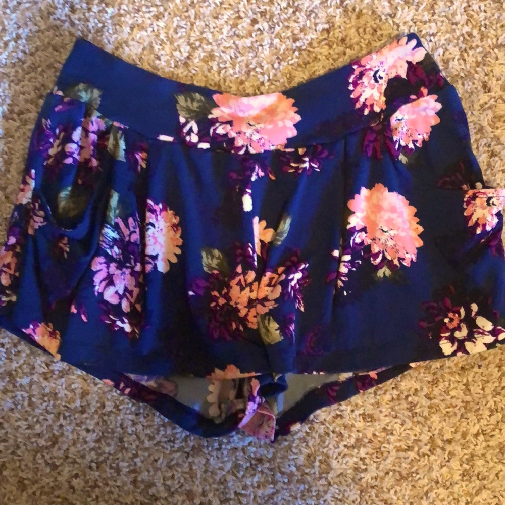 Comfy beach wear shorts